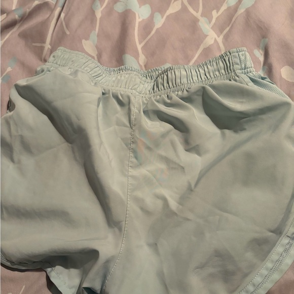 Nike Women's Running Shorts - Picture 2 of 4